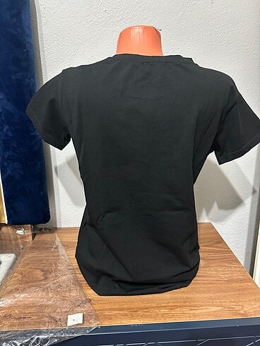 l Beden siyah Renk Balmaın tshirt