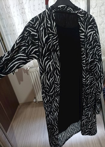 Zebra Desenli Uzun Kimono
