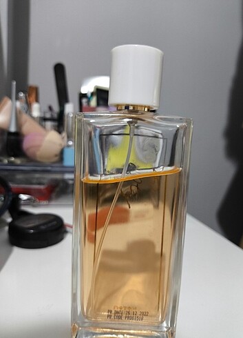 Az kullanılmış parfum