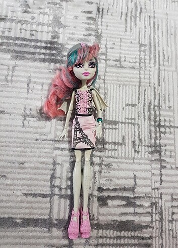 Beden Monster high rochelle
