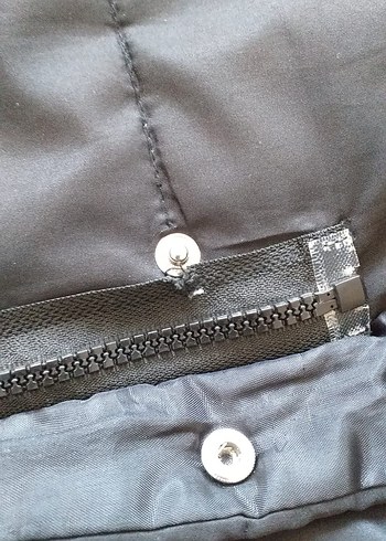 Düğmeli Siyah Kadın Uzun Kışlık Mont - Görsel 4