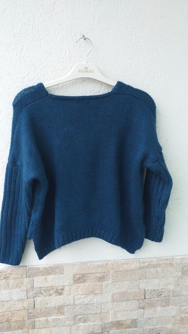 V Yaka Lacivert Örgü Kadın Kazak - Görsel 3