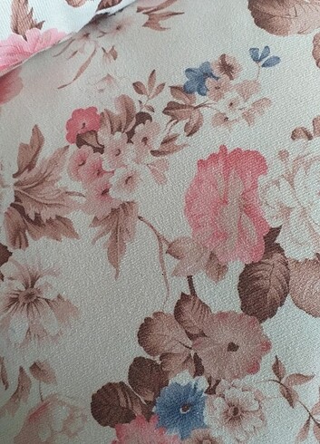 2 adet fermuarlı çiçek desenli koltuk yastığı kırlenti 38x38 ölç