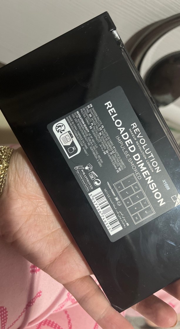 Revolution Göz Far Paleti Reloaded dimension impulse smoke - Görsel 3