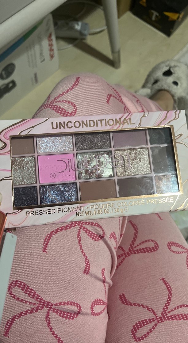 Unconditional Çok Renkli Göz Farı Paleti - Görsel 2
