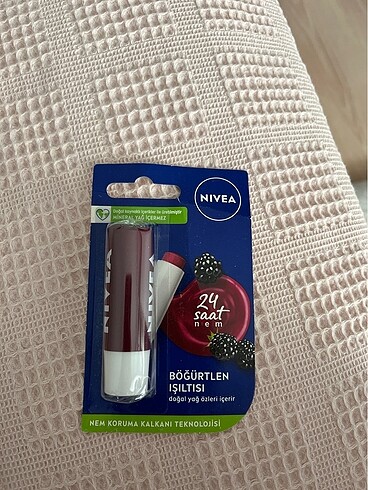 Nivea dudak kremi lipstcik