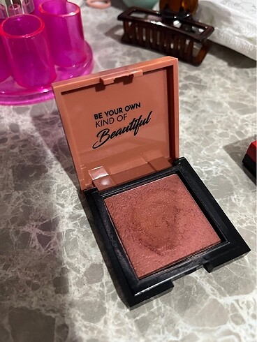 Beden Renk Pastel cream blush allık