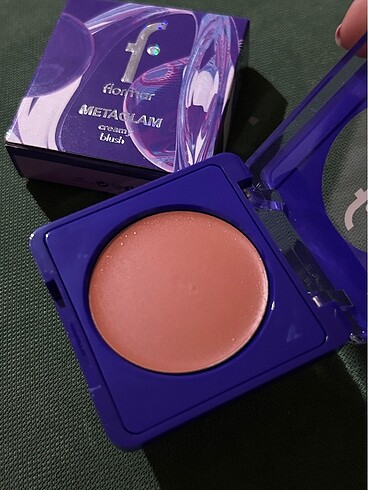  Beden flormar metaglam creamy blush
