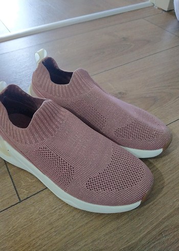 Pembe Örgü Kadın Dolgu Topuk Spor Ayakkabı