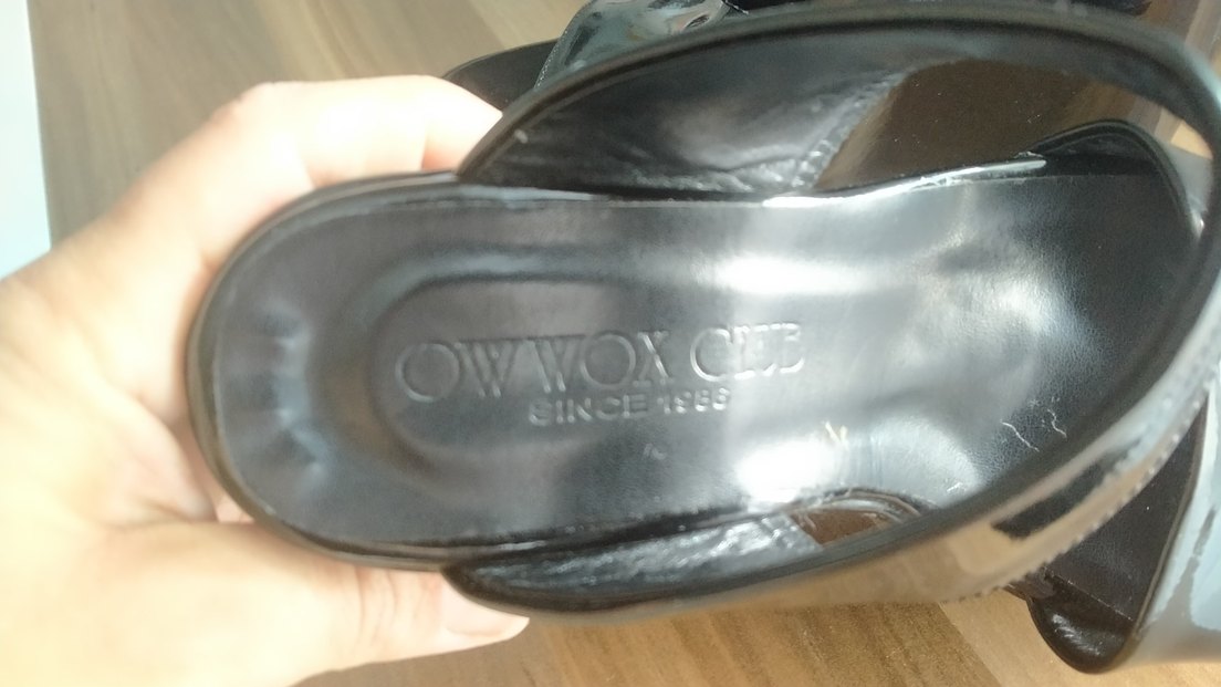 Siyah Parlak Platform Topuklu Kadın Ayakkabı - Görsel 4