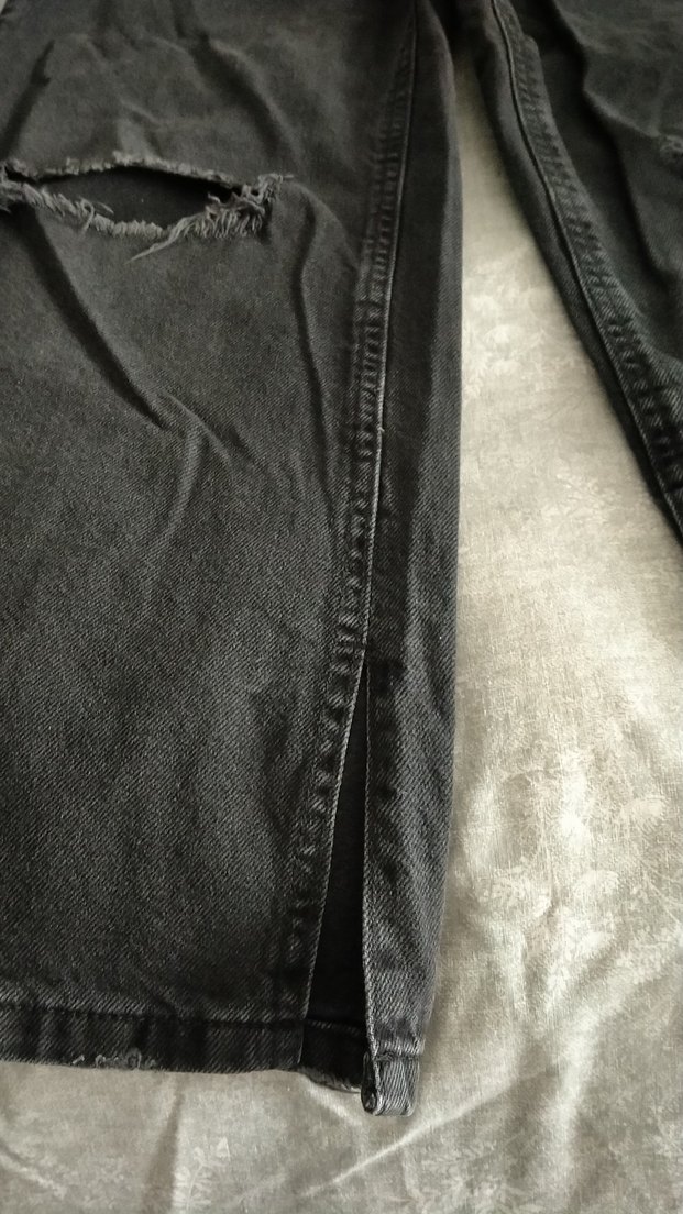 Siyah Midi Kesim Yırtık Detaylı çocukKot Pantolon - Görsel 2