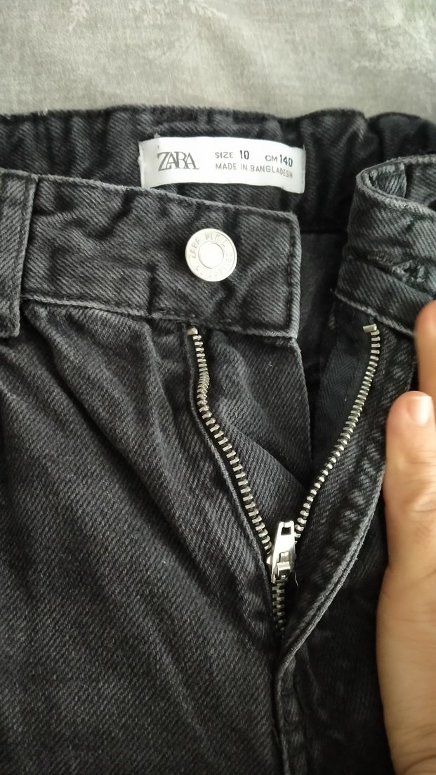 Siyah Midi Kesim Yırtık Detaylı çocukKot Pantolon - Görsel 5