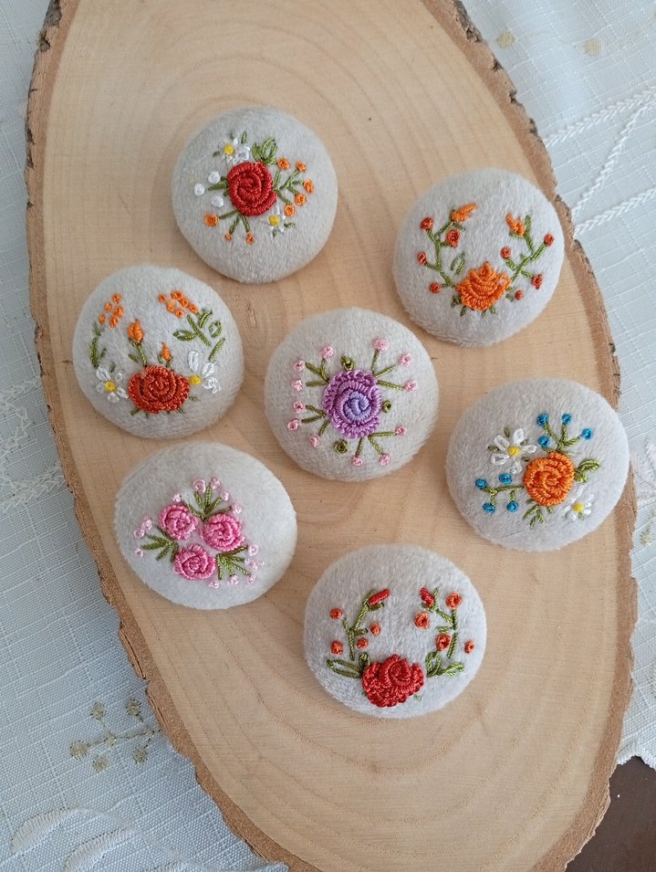 Nakışlı Düğmeli Bohem Broş Seti - Görsel 3