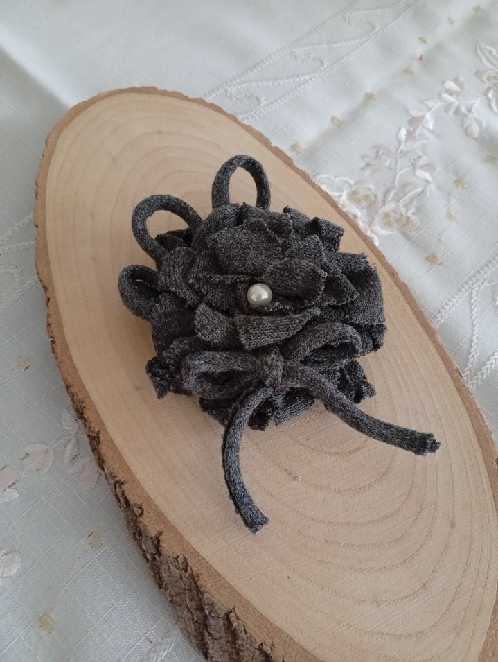 İncili Triko Detaylı Kadın Broş - Görsel 3