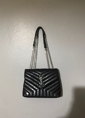 Beden Yves Saint Laurent