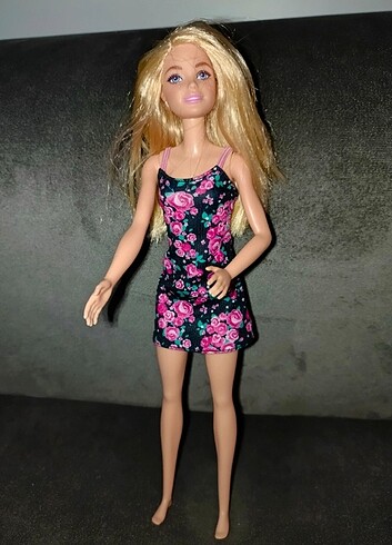Barbie Barbie bebek oyuncaklarımın hepsi orjinaldir