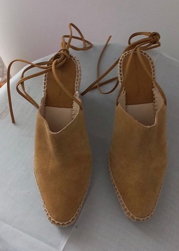 40 Beden Zara marka Süet Dolgu Topuklu Kadın Espadril