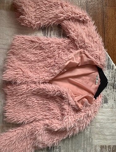 Pembe kürk