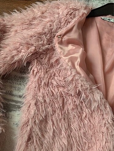 Zara Pembe kürk