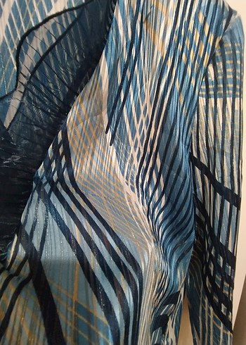 Mavi Pilili kol ve yaka detaylı vatkalı ceket - Görsel 4