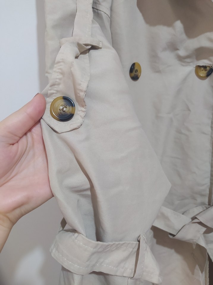 Bej Kemerli Uzun Kadın Trençkot - Görsel 4