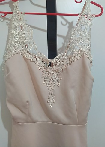 Bej Midi Dantel Detaylı V Yaka Elbise - Görsel 2