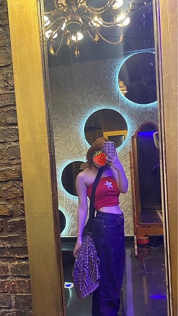 yildizli kirmizi crop