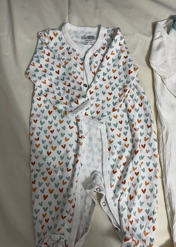 Kız Bebek Uzun Kollu Dantel Detaylı Tulum - Görsel 3