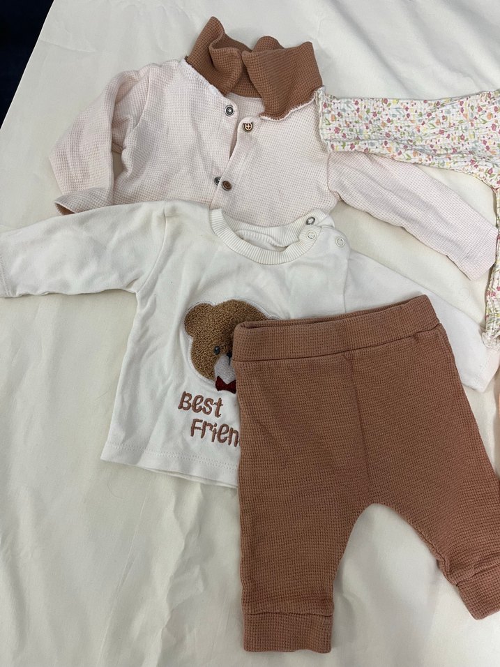 Bej Düğmeli Uzun Kollu Bebek Kıyafet Seti - Görsel 4