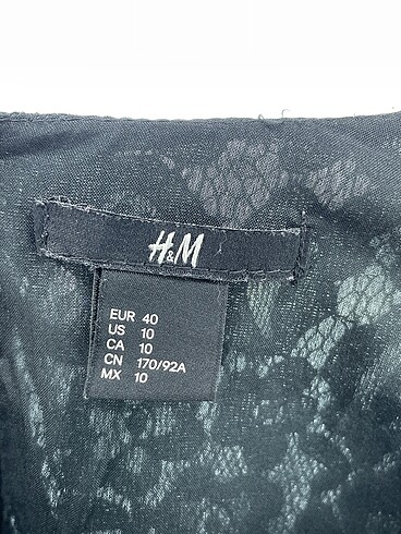 40 Beden siyah Renk H&M Kısa Elbise %70 İndirimli.