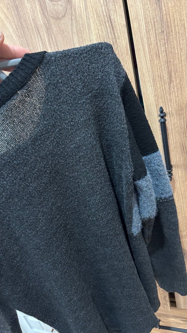 Gri Renkli Kadın Örgü Yün Kazak - Görsel 3