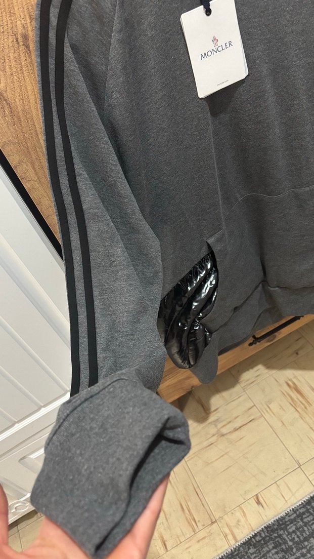 Moncler Gri Kapüşonlu Erkek Sweatshirt - Görsel 2