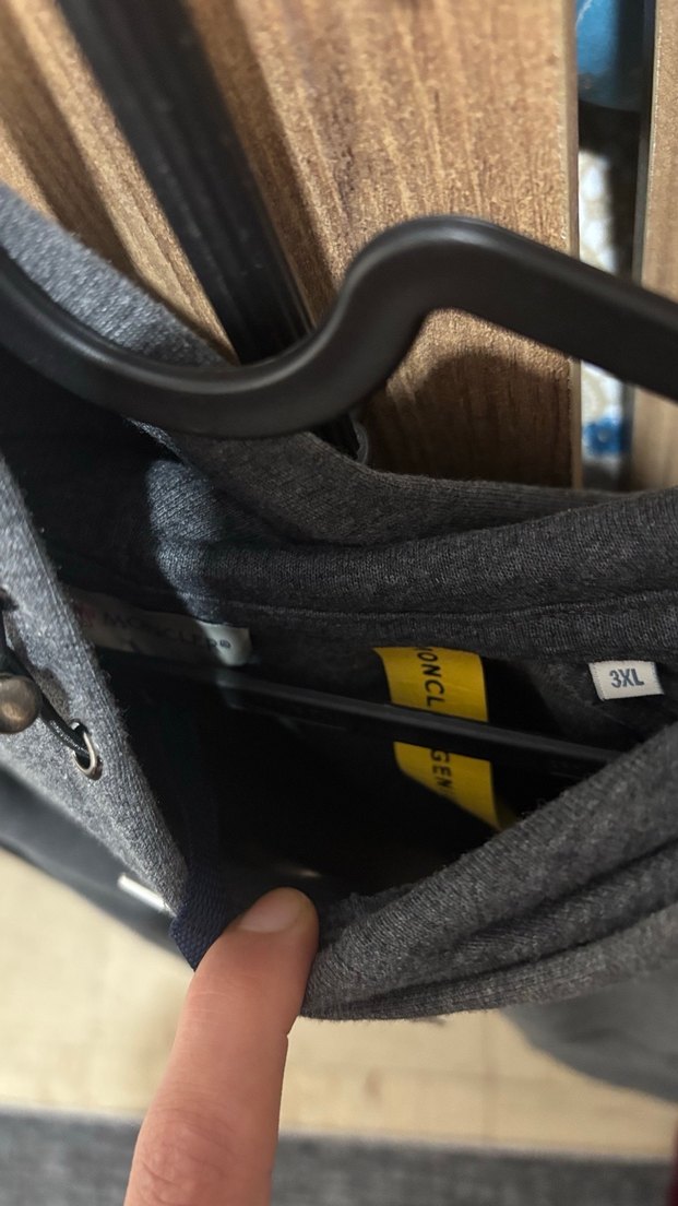 Moncler Gri Kapüşonlu Erkek Sweatshirt - Görsel 4