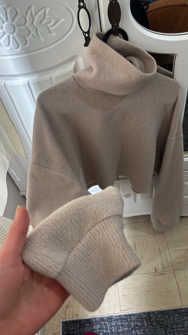 Beyaz Boğazlı Uzun Kollu İnce Triko Kazak - Görsel 5