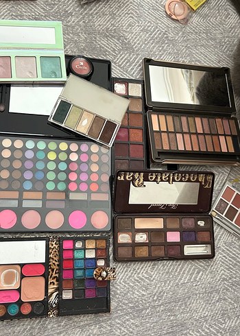 Tümü tek ilan satış MAKYAJ MALZEMELERİ - Görsel 2