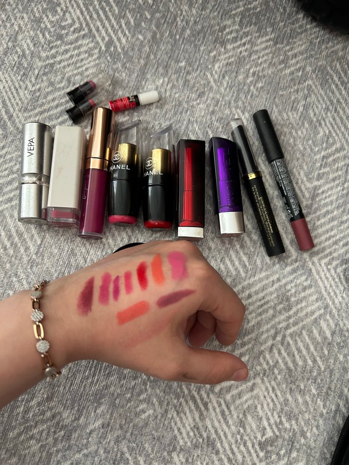 Tümü tek ilan satış MAKYAJ MALZEMELERİ - Görsel 4