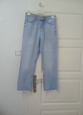 Zara pantolon az kullanilmis