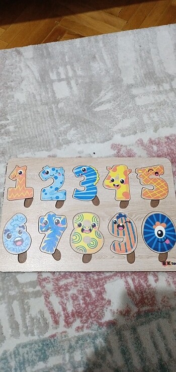 Ahşap puzzle