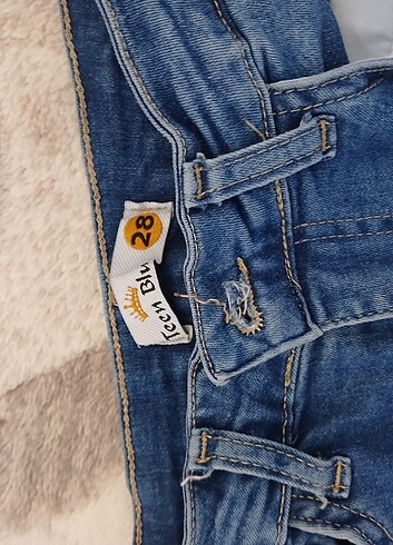 Dar paça likralı kot pantolon - Görsel 4