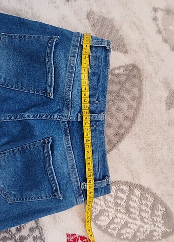 Dar paça likralı kot pantolon - Görsel 6