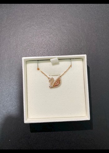 Swaroski Kuğu Kolye