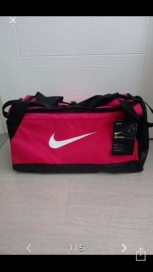 Nike çanta 