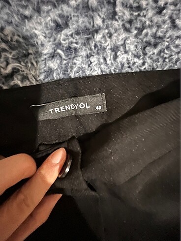 40 Beden siyah Renk Nervürlü çift dikiş siyah kumaş pantolon 40 beden