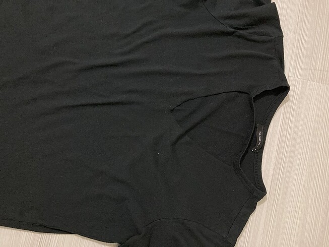 TRENDYOLMİLLA kadın t-shirt M beden