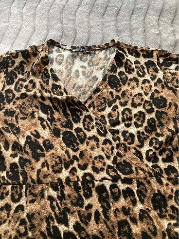 52 Beden Leoparlı elbise