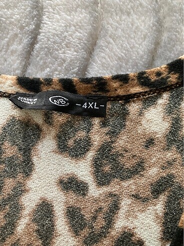Bershka Leoparlı elbise