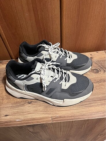 bershka 44 numara
