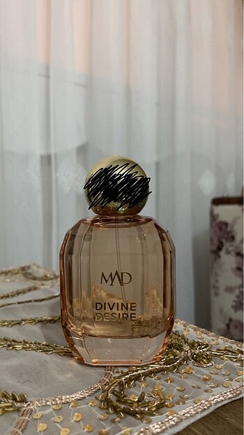 Diğer Mad Divine Desire