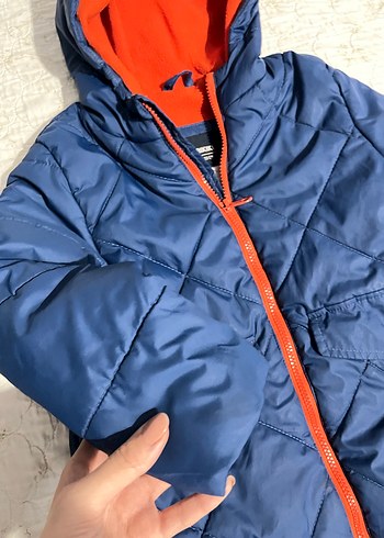 Kapüşonlu Mavi Erkek Çocuk Mont - Görsel 2