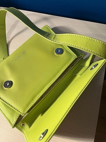  Beden Manuka yeşil renk çanta